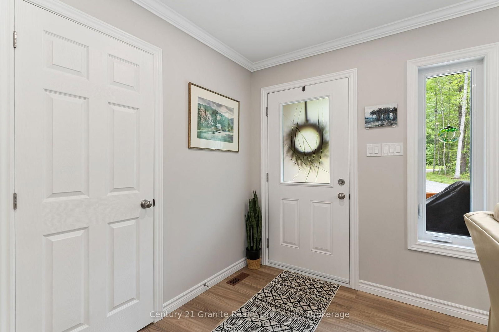 1097 Hawk Valley Road • Algonquin Highlands, ON photo 8