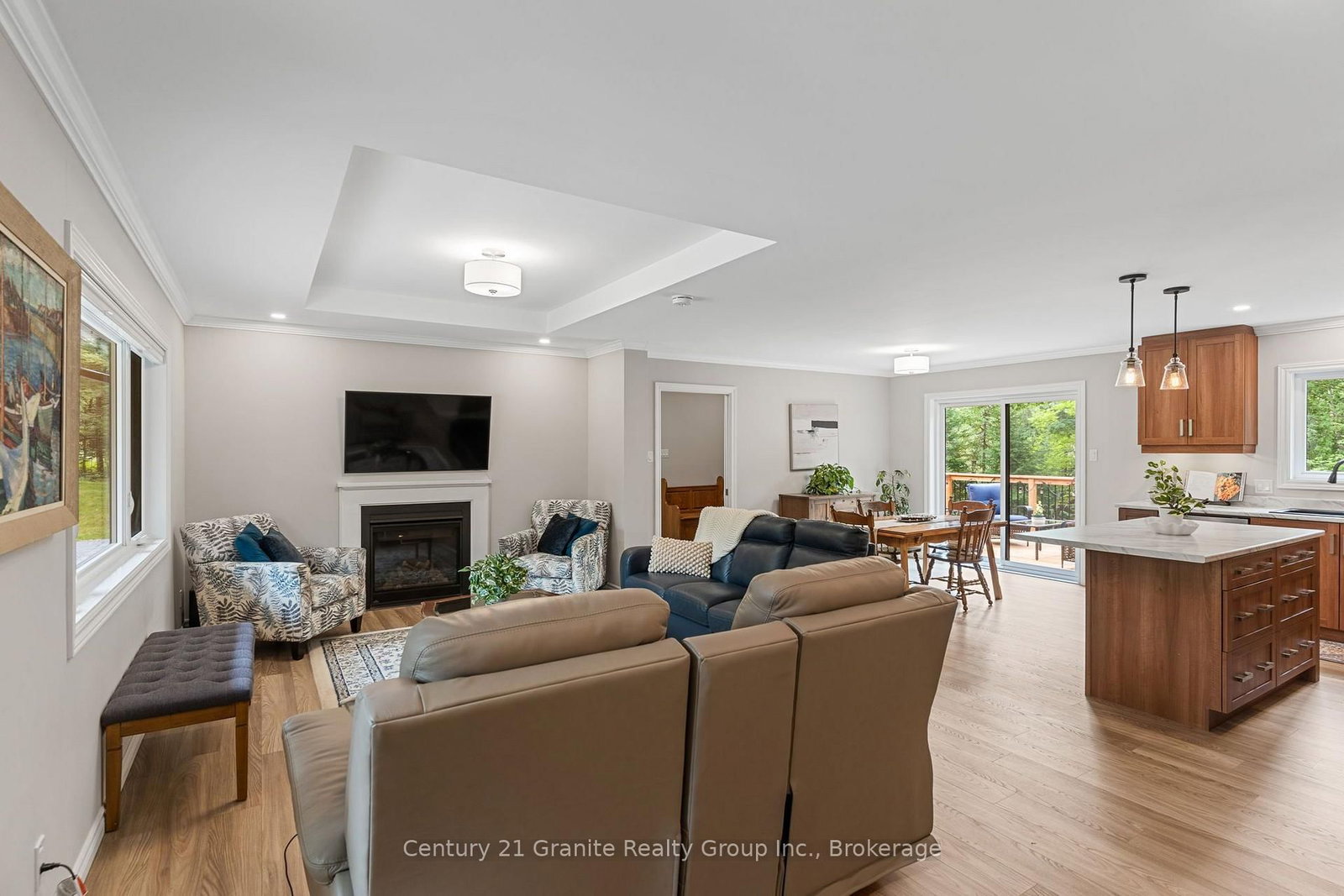 1097 Hawk Valley Road • Algonquin Highlands, ON photo 9