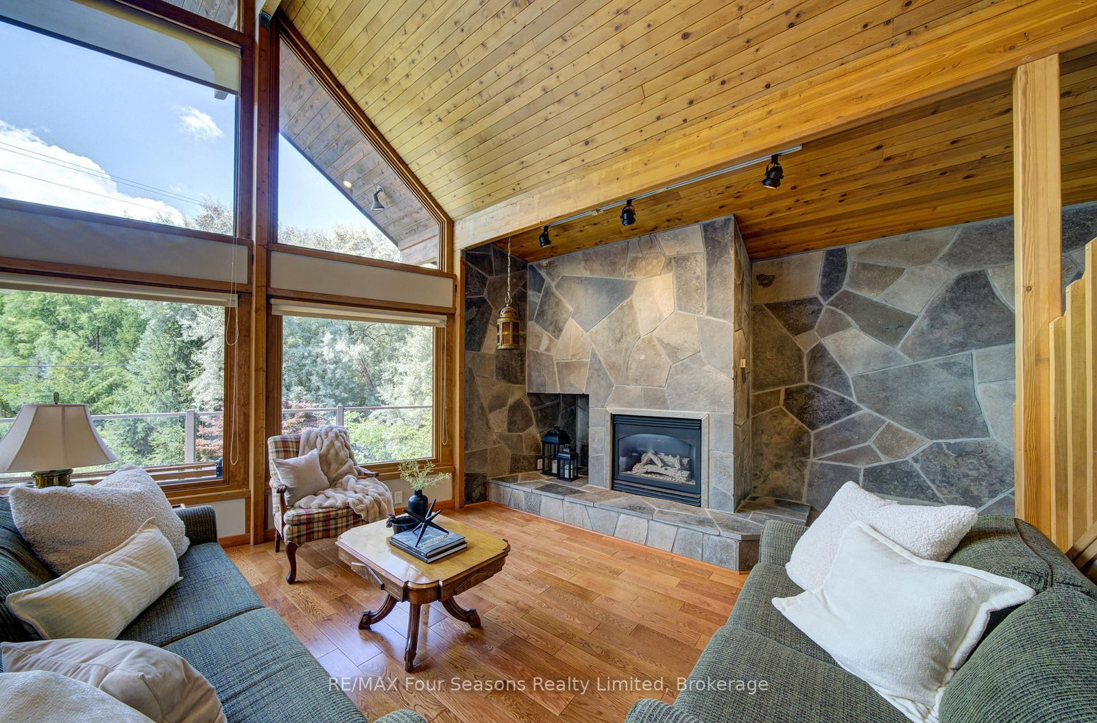 141 Jozo Weider Boulevard • Blue Mountains, ON photo 14