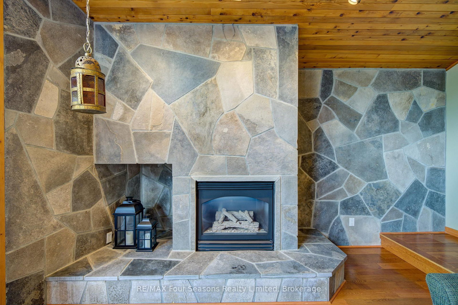 141 Jozo Weider Boulevard • Blue Mountains, ON photo 18