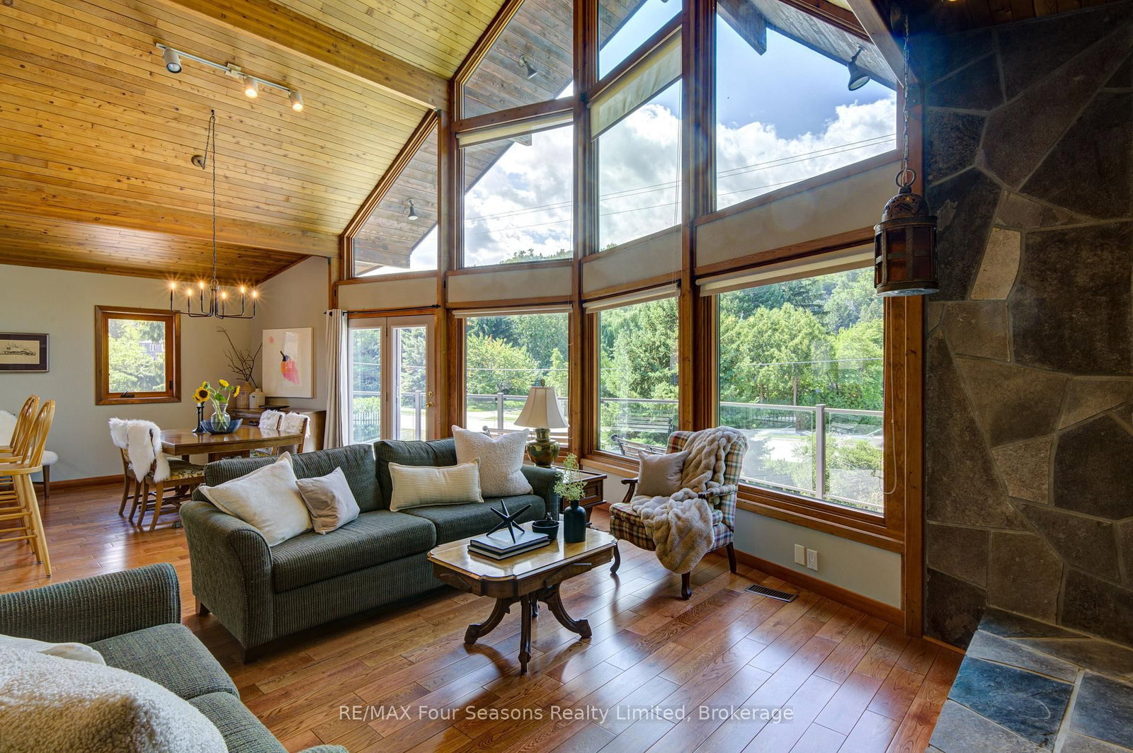 141 Jozo Weider Boulevard • Blue Mountains, ON photo 19