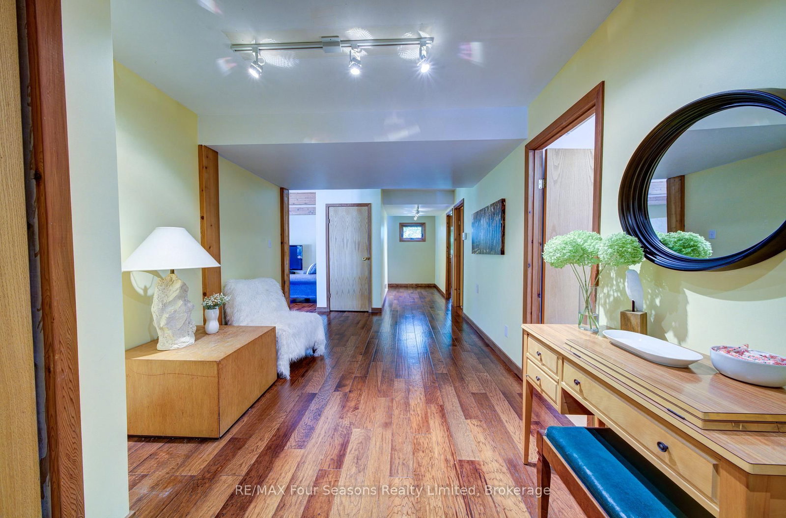 141 Jozo Weider Boulevard • Blue Mountains, ON photo 6