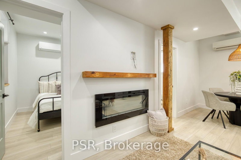 C - 51 Dupont Street E