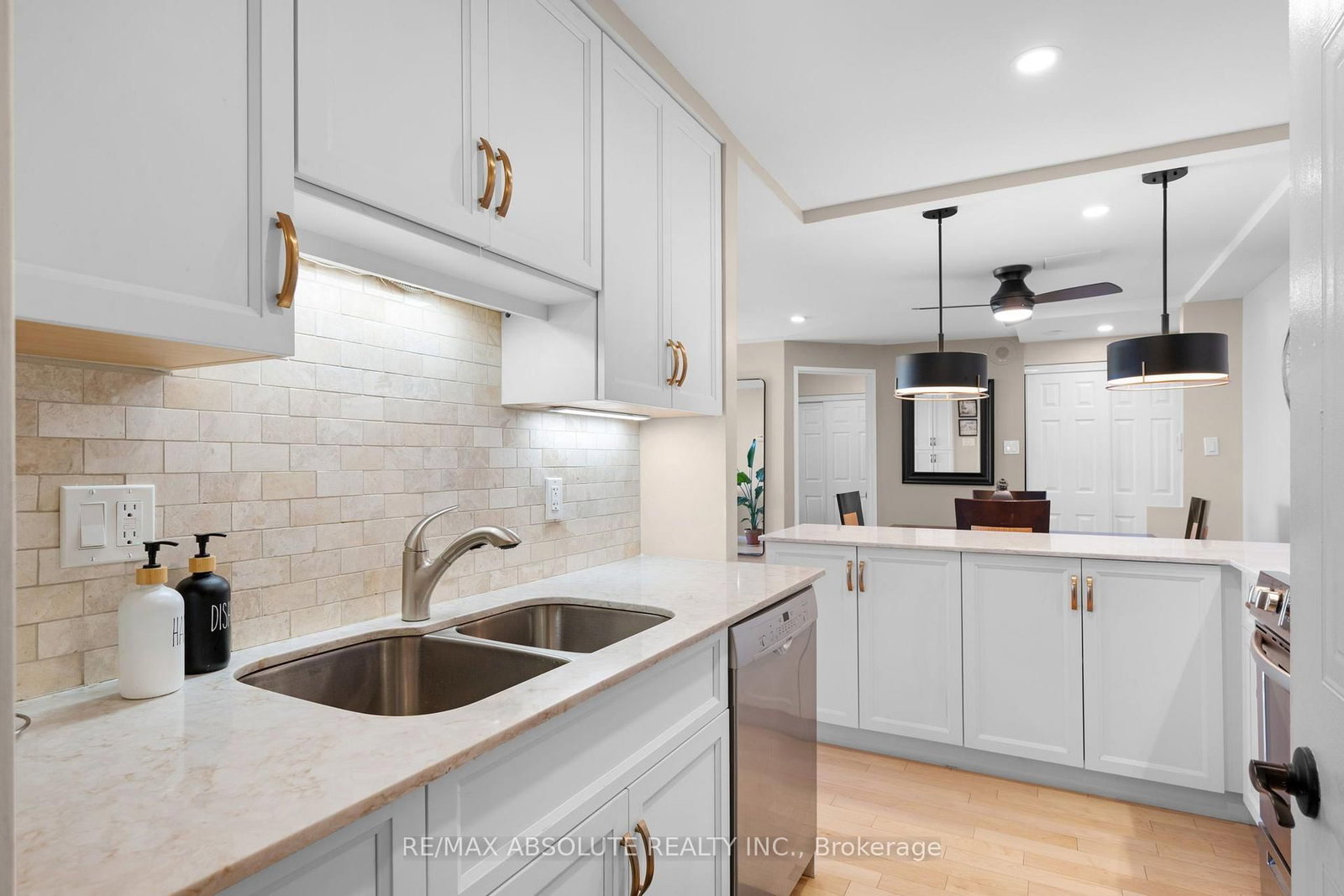 80 Sandcastle Drive • #1109 • Ottawa, ON photo 13