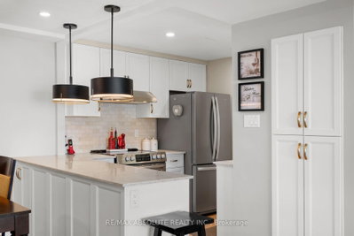80 Sandcastle Drive • #1109 • Ottawa, ON photo 9