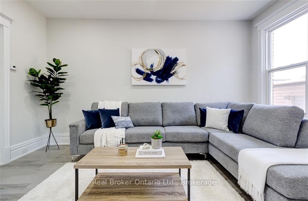647 Wilson Street • Hamilton, ON photo 11