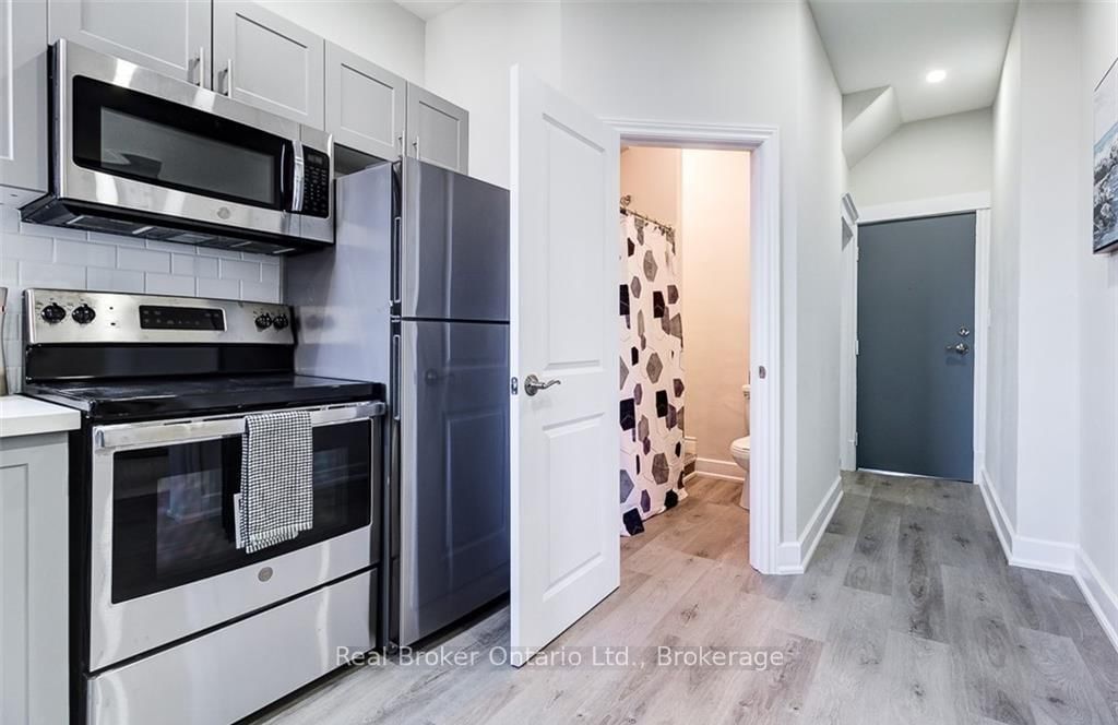 647 Wilson Street • Hamilton, ON photo 17