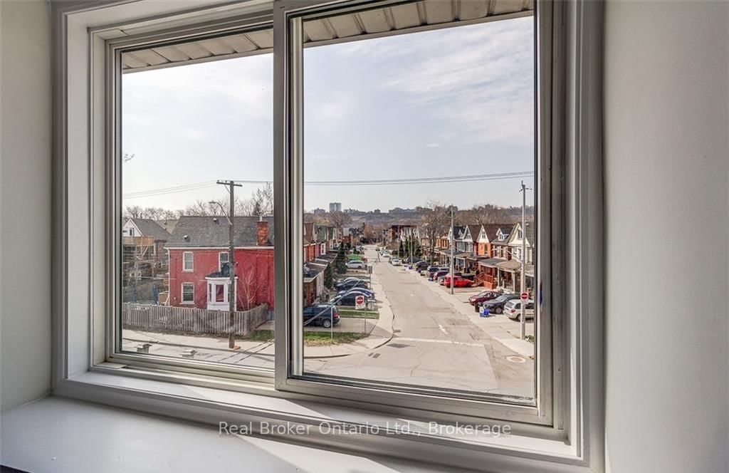 647 Wilson Street • Hamilton, ON photo 39