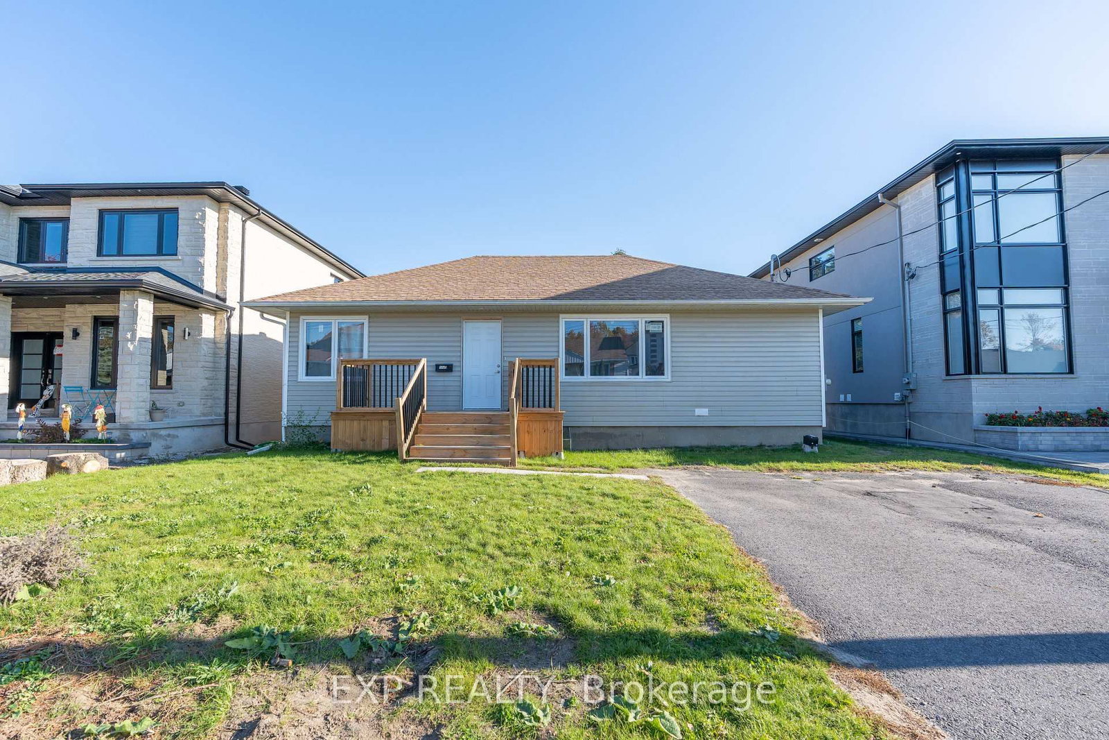 A - 1892 Kingsdale Avenue, Ottawa