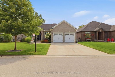 Detached House for sale at 57 Caverhill Crescent, Middlesex Centre, Ontario, N0L 1R0 - Komoka - MLS: X13683518