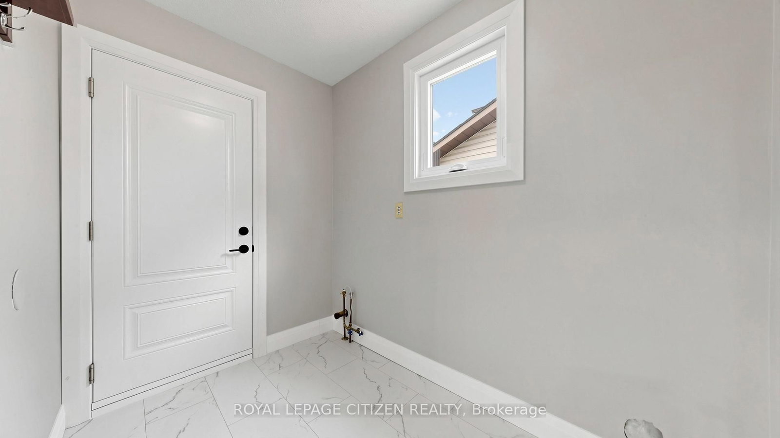 27 Emperor Avenue • Hamilton, ON photo 20