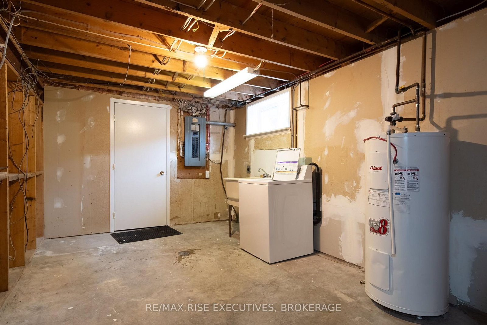 426 Montreal Street • Kingston, ON photo 34