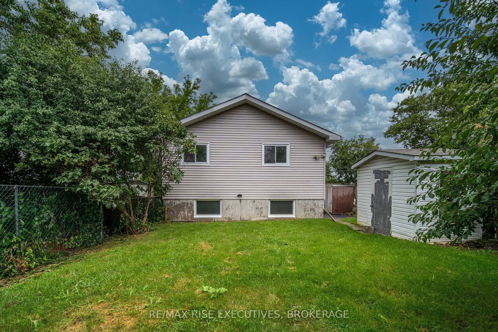 426 Montreal Street • Kingston, ON photo 38