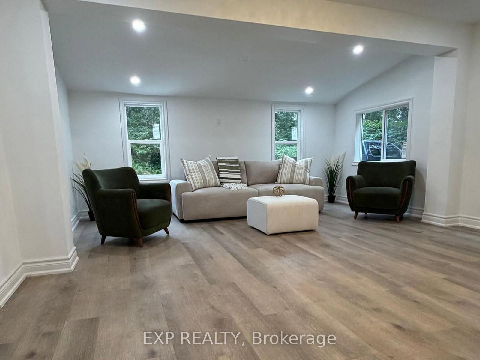 137 Old North Road S • Huntsville, ON photo 4