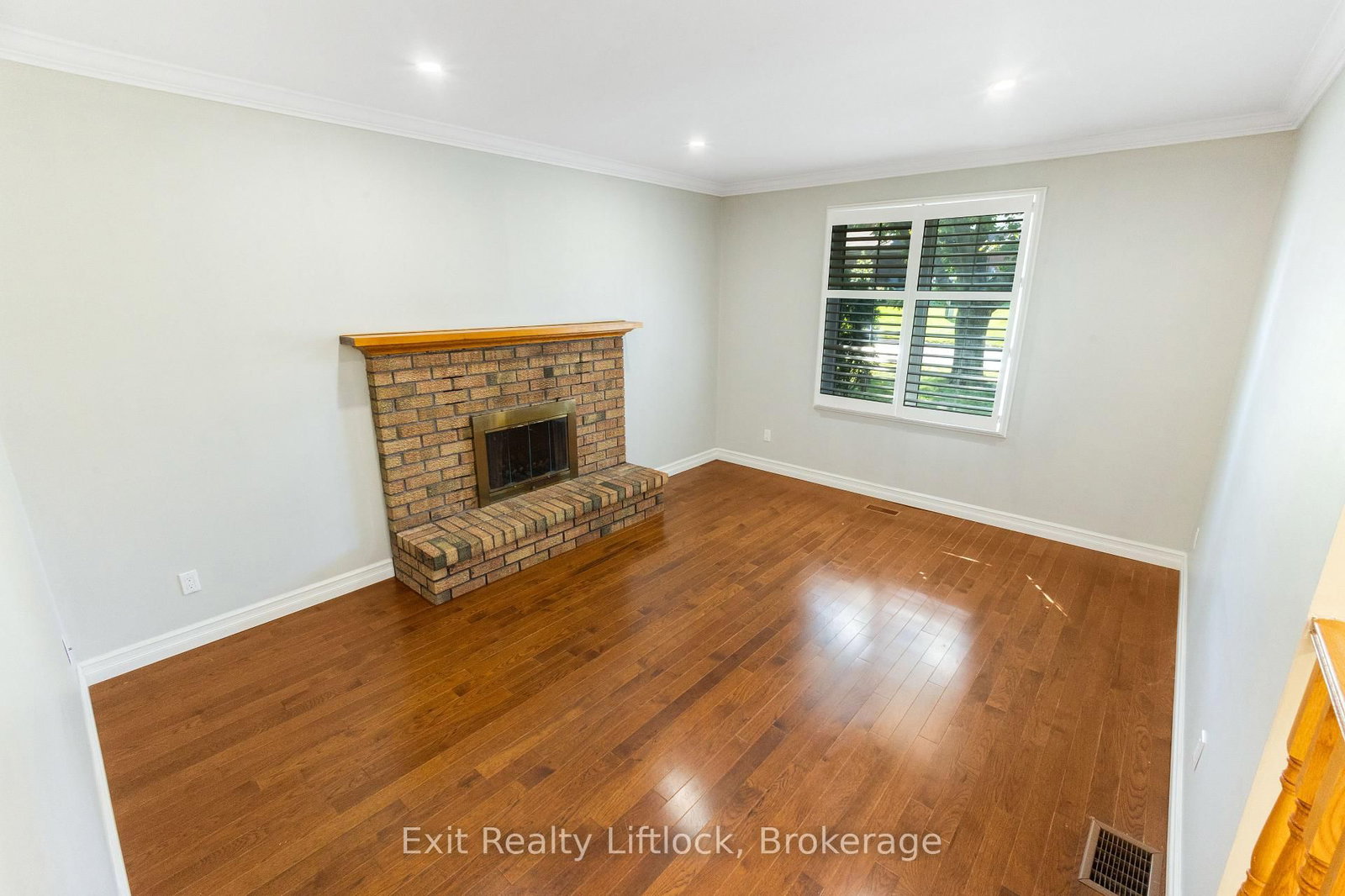 958 Smithside Court • Peterborough, ON photo 15
