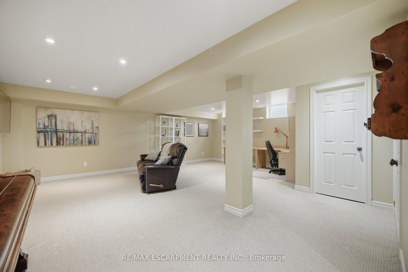 40 Sunnycroft Court • Hamilton, ON photo 34