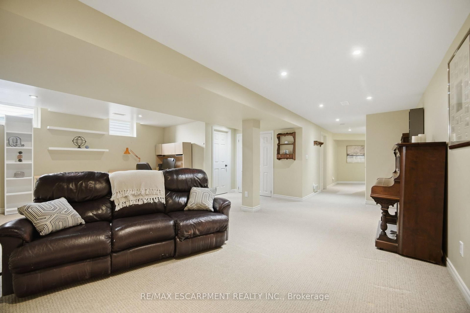 40 Sunnycroft Court • Hamilton, ON photo 37
