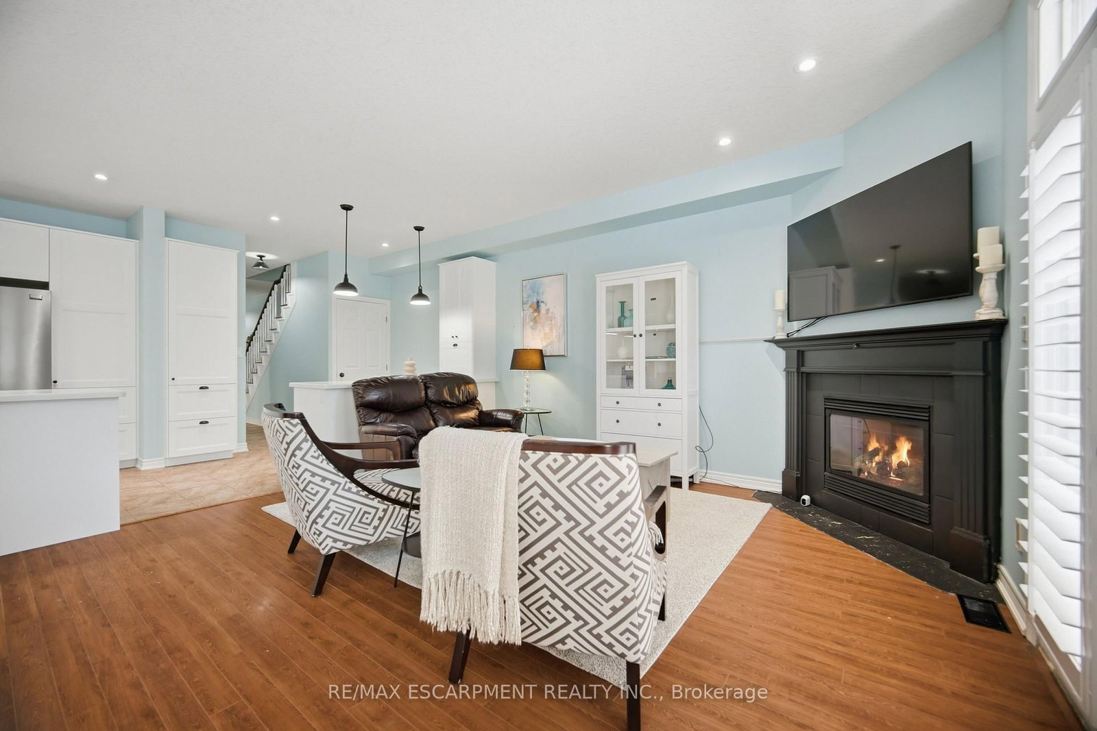 40 Sunnycroft Court • Hamilton, ON photo 8
