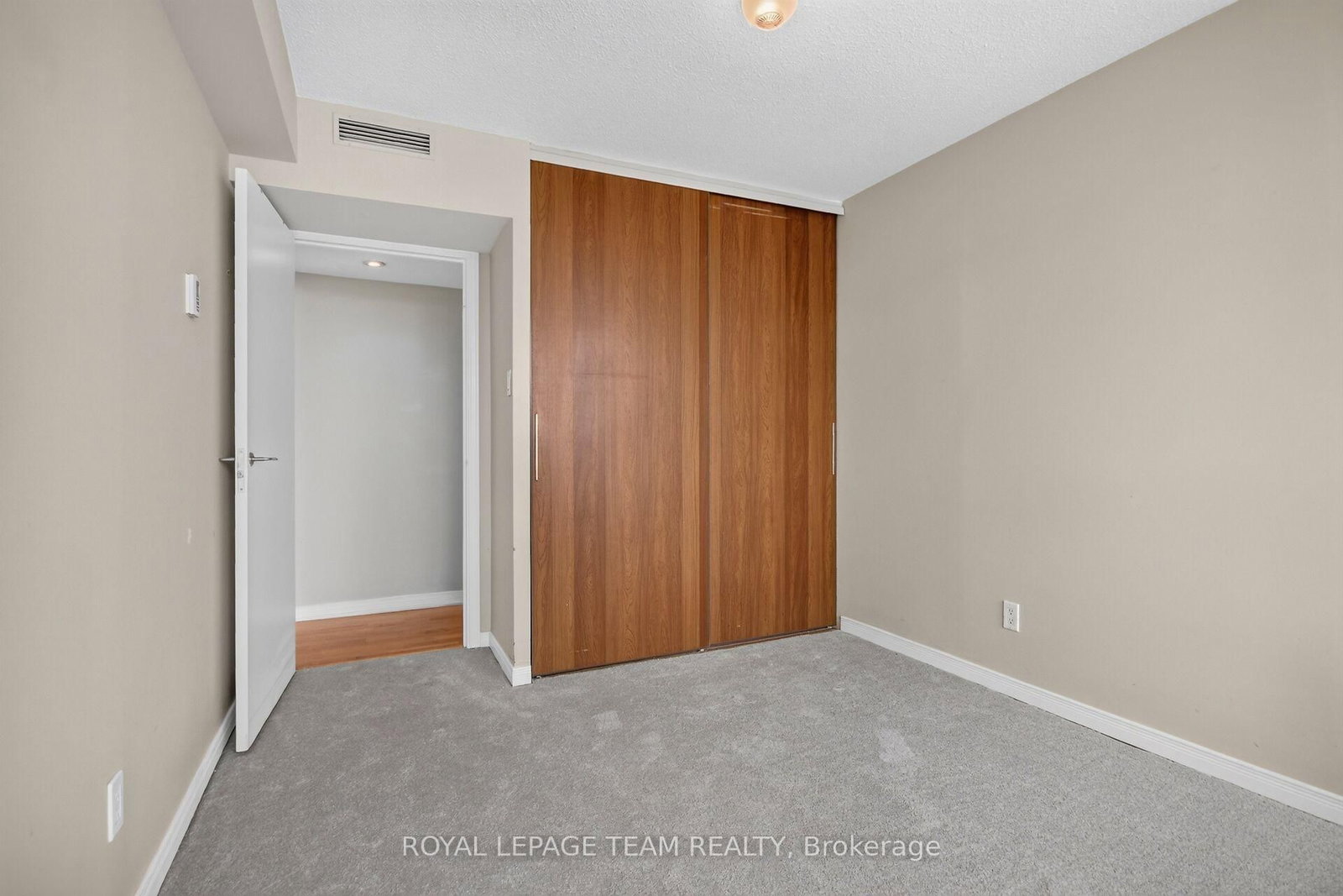 370 Dominion Avenue • #405 • Ottawa, ON photo 21
