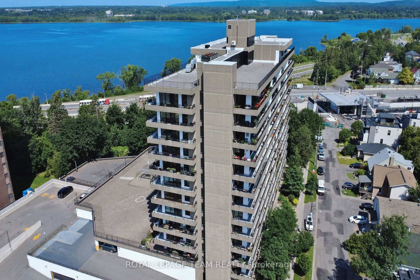 370 Dominion Avenue, Unit 405 - Photo 39