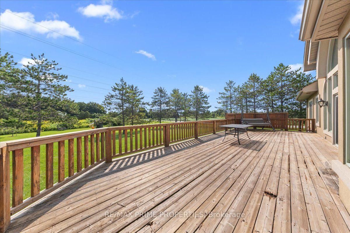 1435 Shalom Street • Ottawa, ON photo 44