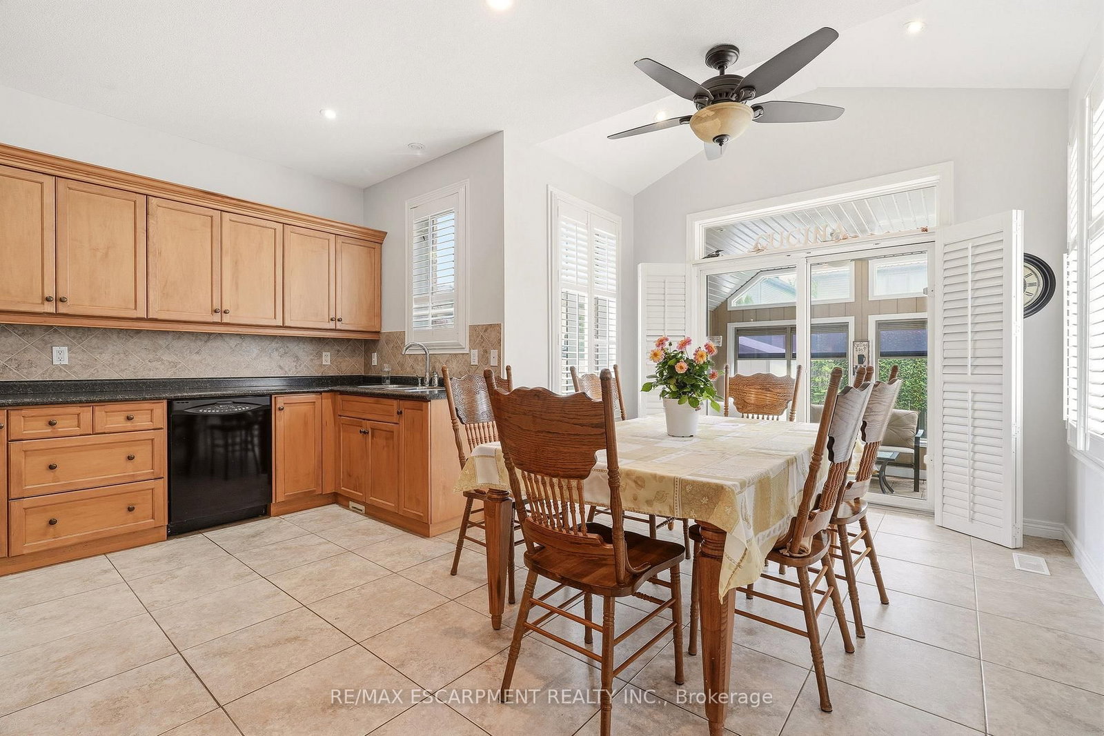 64 Wilbur Drive • Hamilton, ON photo 11