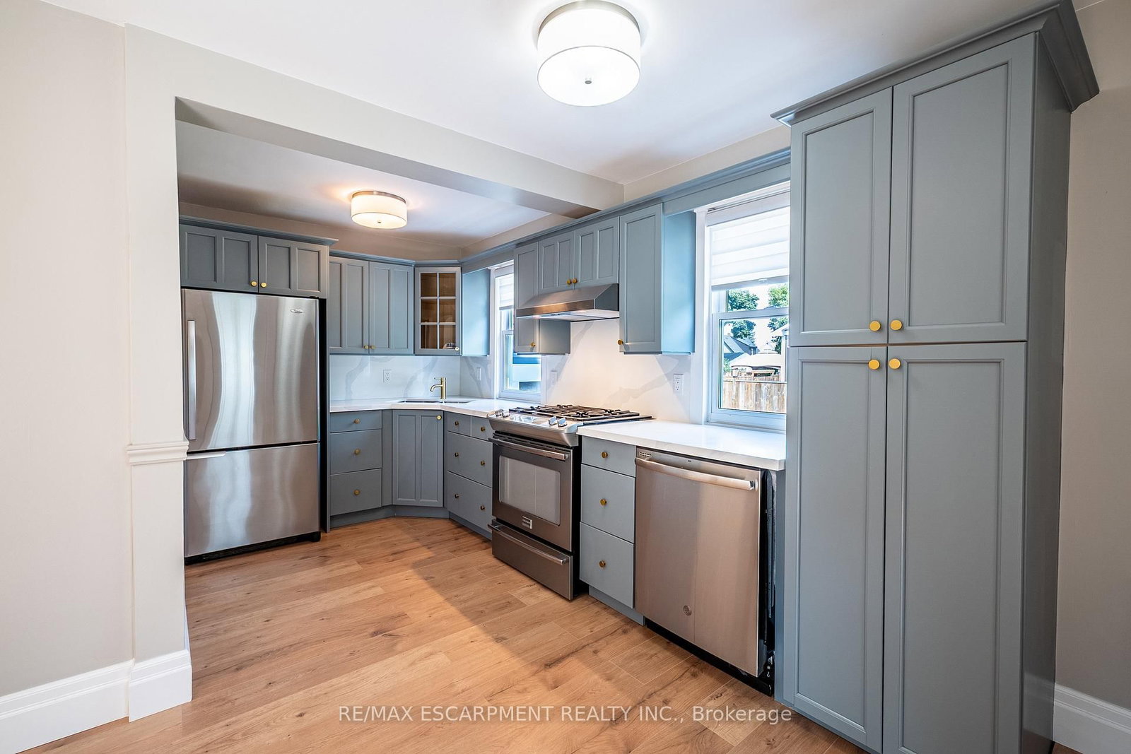 43 Ghent Street • St. Catharines, ON photo 11
