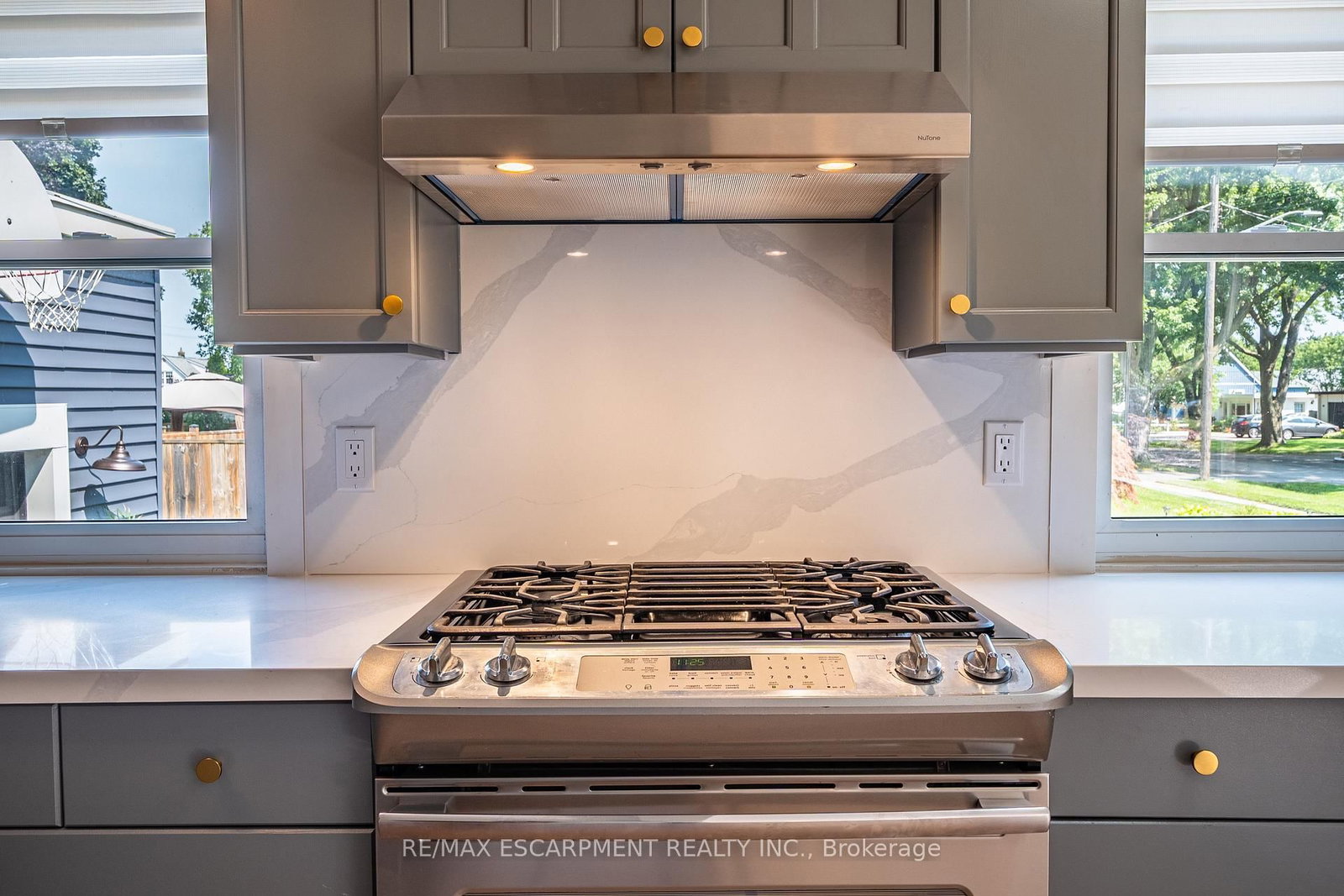 43 Ghent Street • St. Catharines, ON photo 13