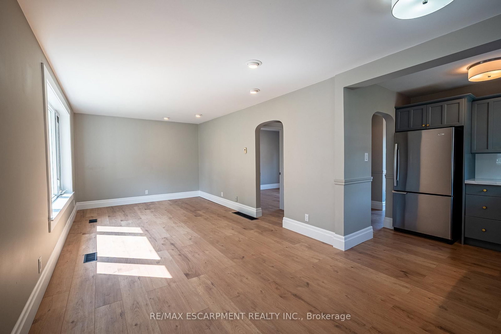 43 Ghent Street • St. Catharines, ON photo 8