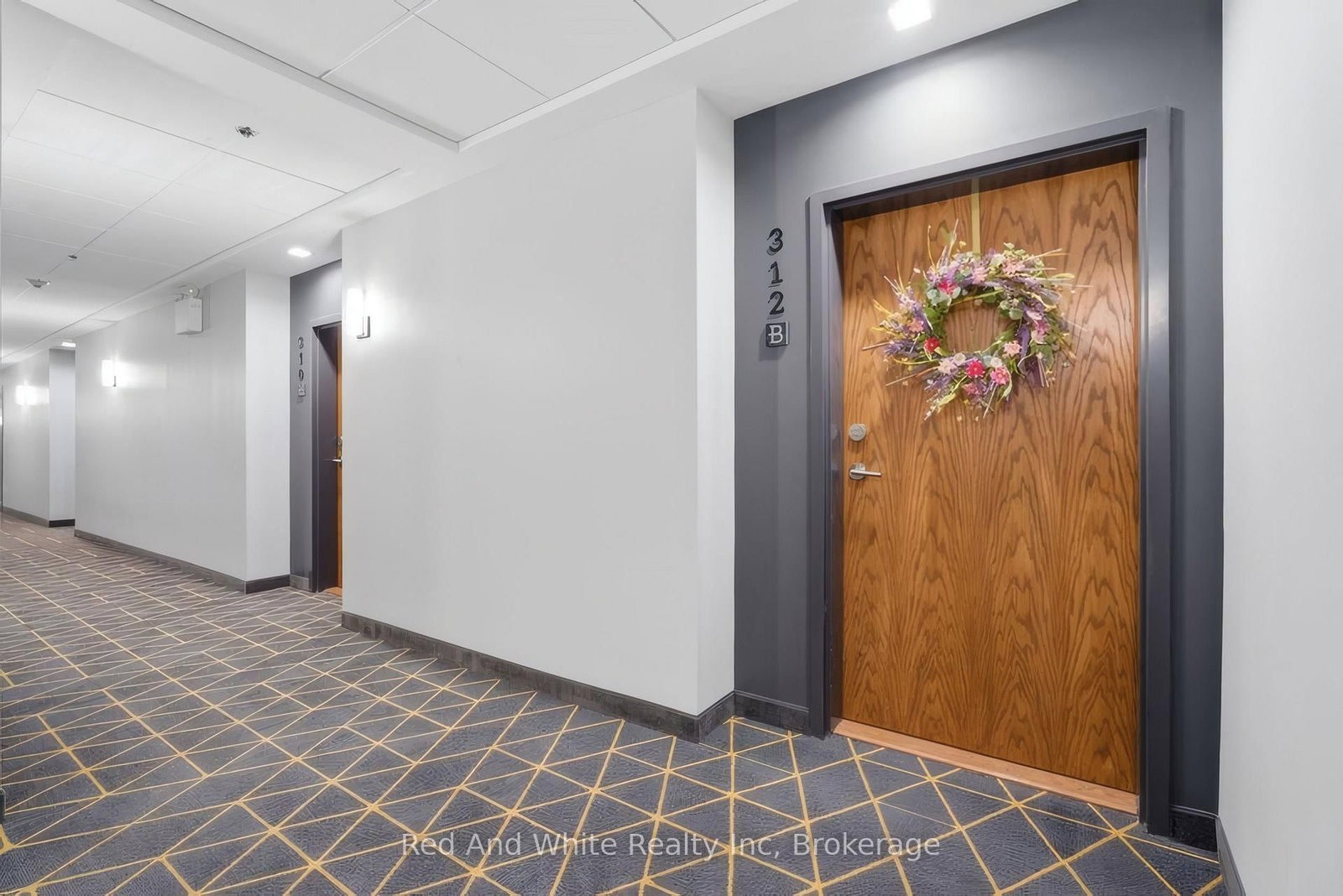 251 Northfield Drive E • #312 • Waterloo, ON photo 3