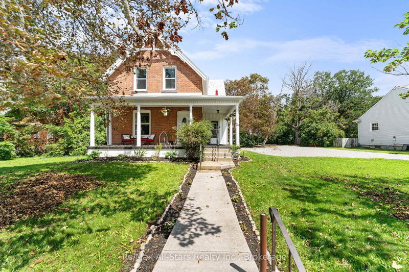 21 Francis Street E