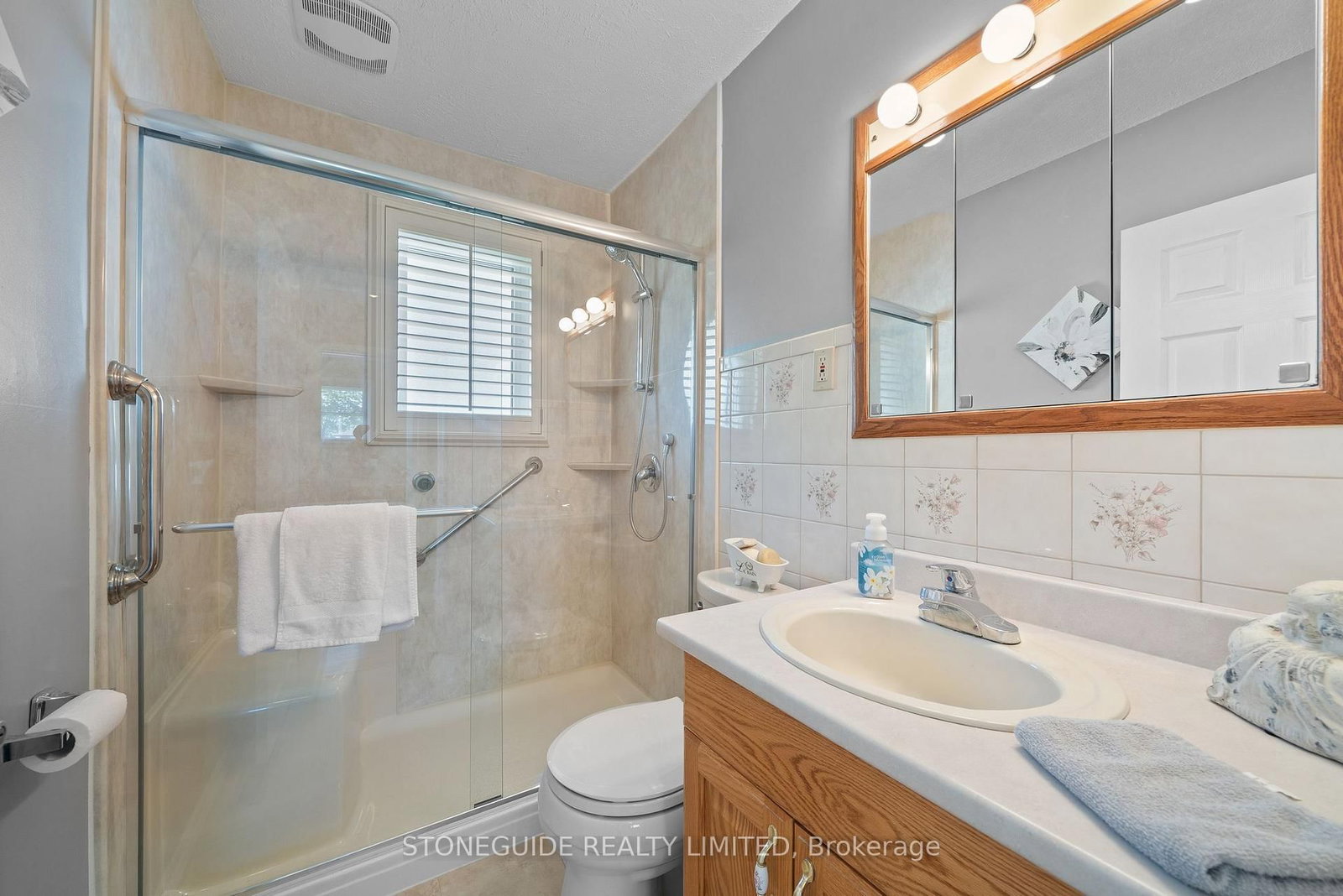 5 Armour Court • Kawartha Lakes, ON photo 17