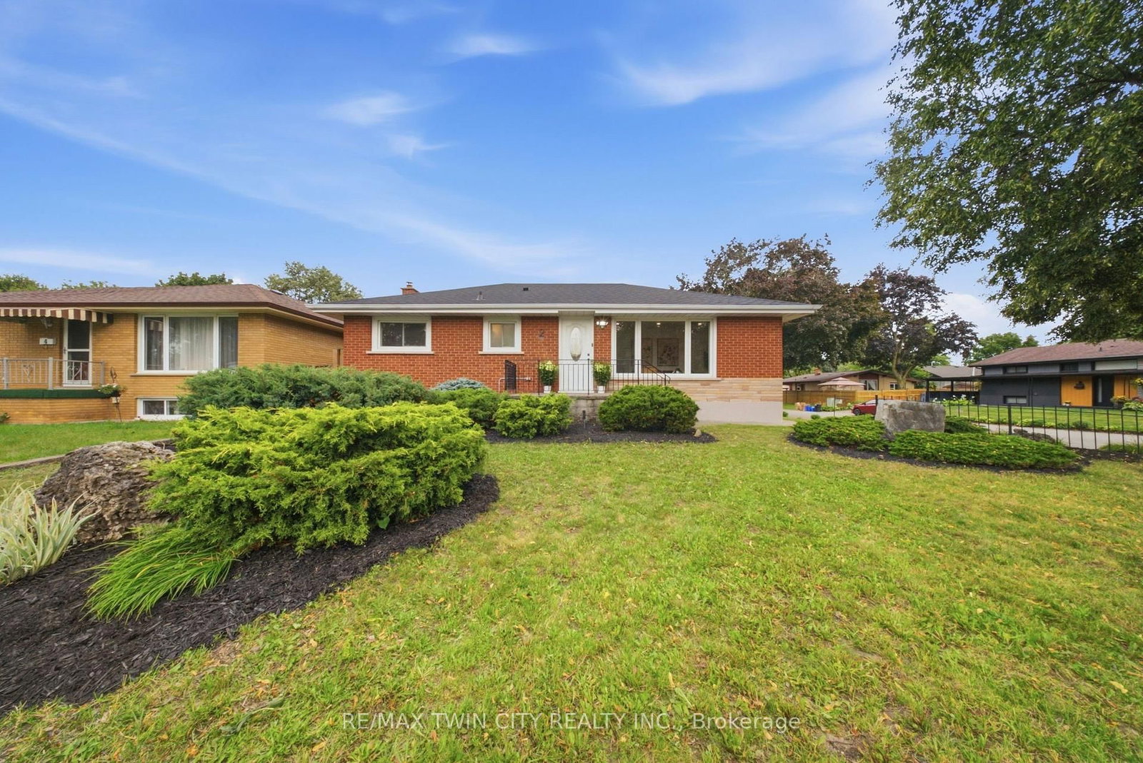 2 Frontenac Avenue • Brantford, ON photo 2