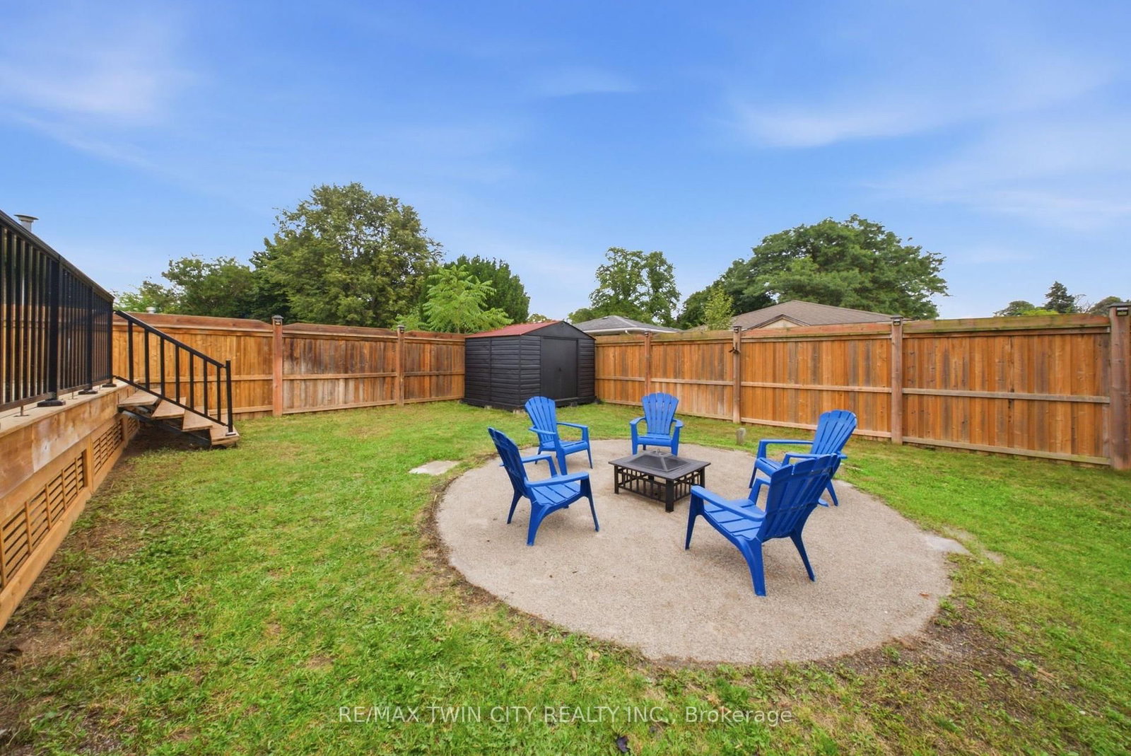 2 Frontenac Avenue • Brantford, ON photo 24
