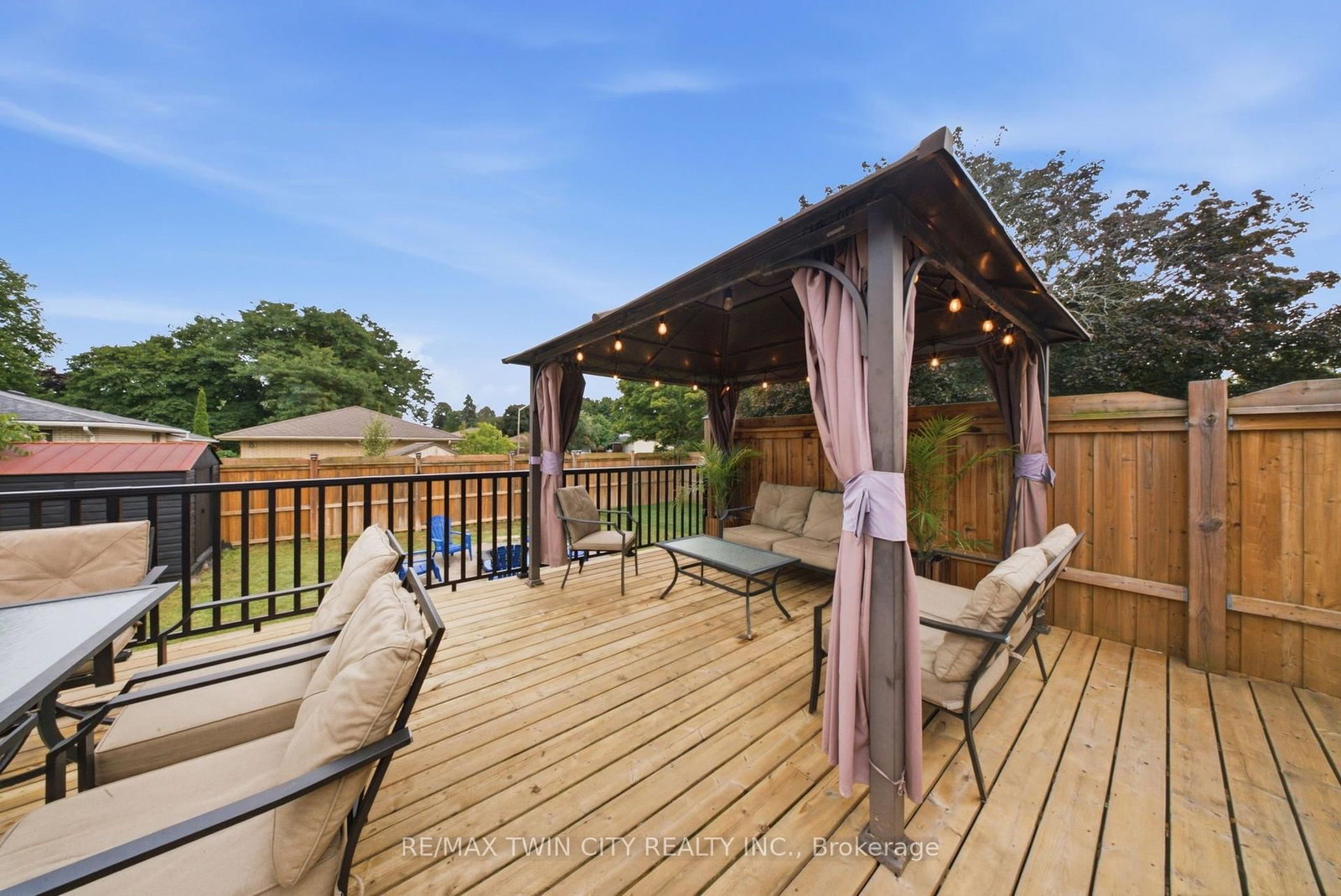 2 Frontenac Avenue • Brantford, ON photo 30