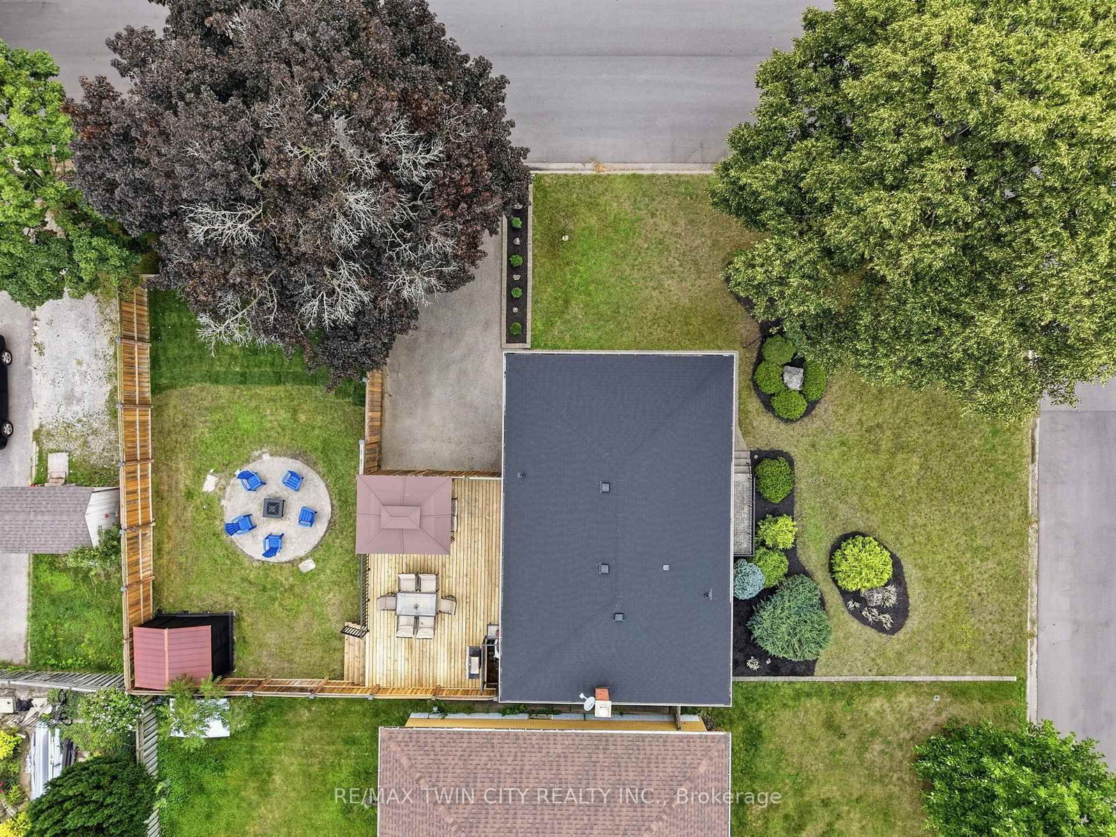 2 Frontenac Avenue • Brantford, ON photo 33