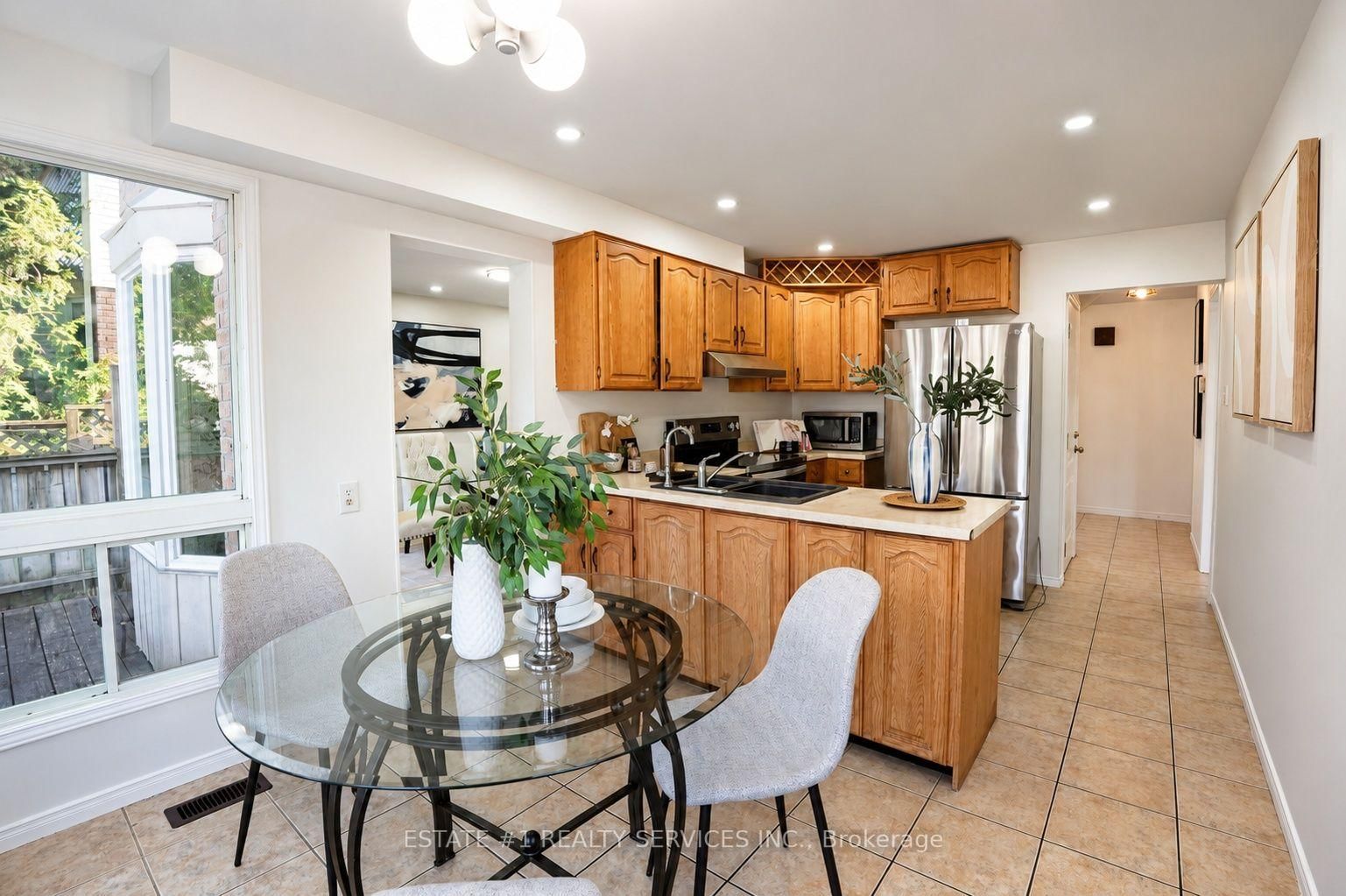 35 Golden Meadow Drive • Kitchener, ON photo 13