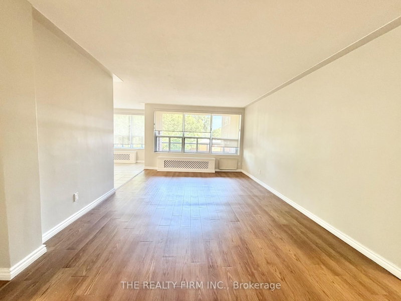 409 - 10 BEECHWOOD Place