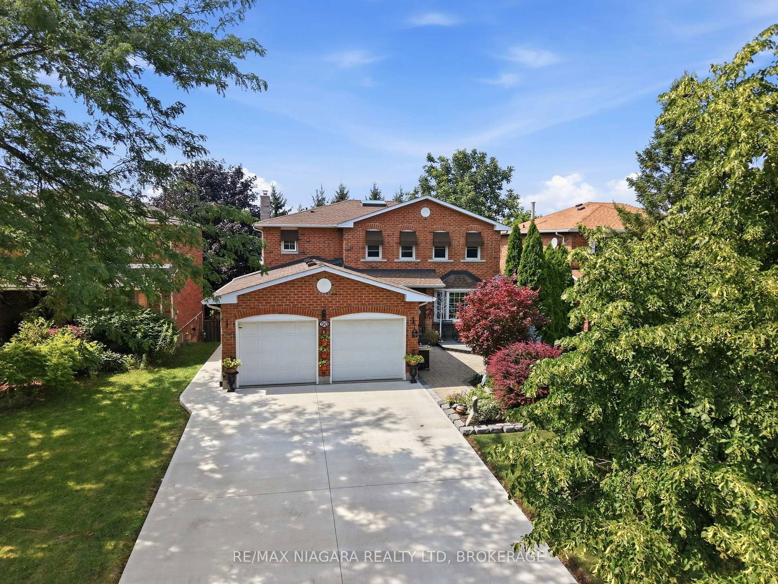 50 Barbican Trail • St. Catharines, ON photo 1