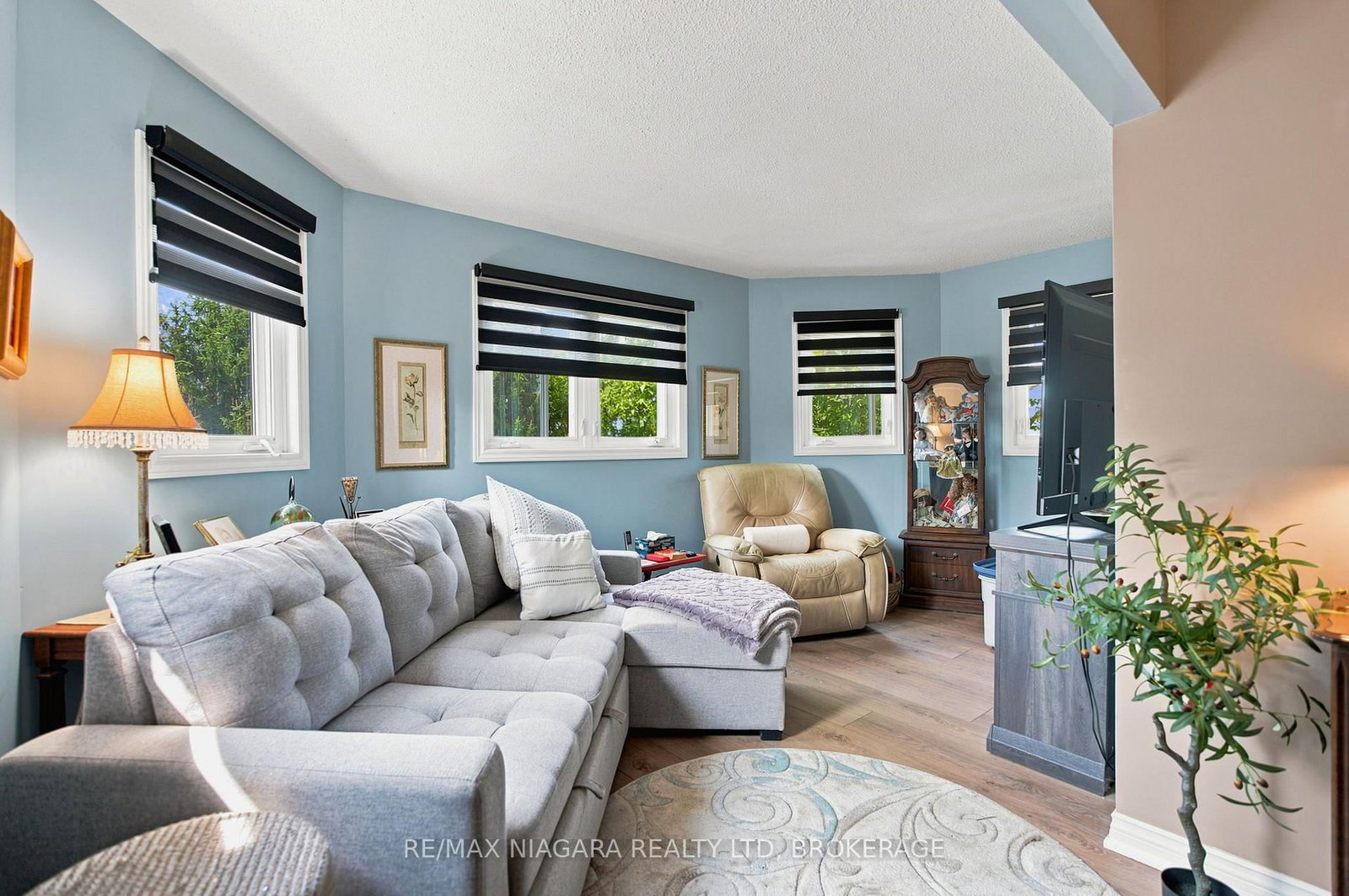 50 Barbican Trail • St. Catharines, ON photo 20