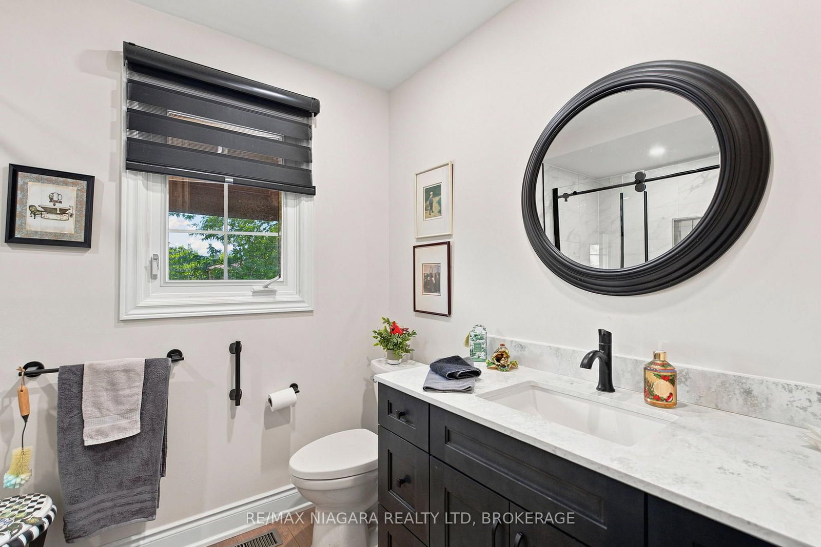 50 Barbican Trail • St. Catharines, ON photo 22