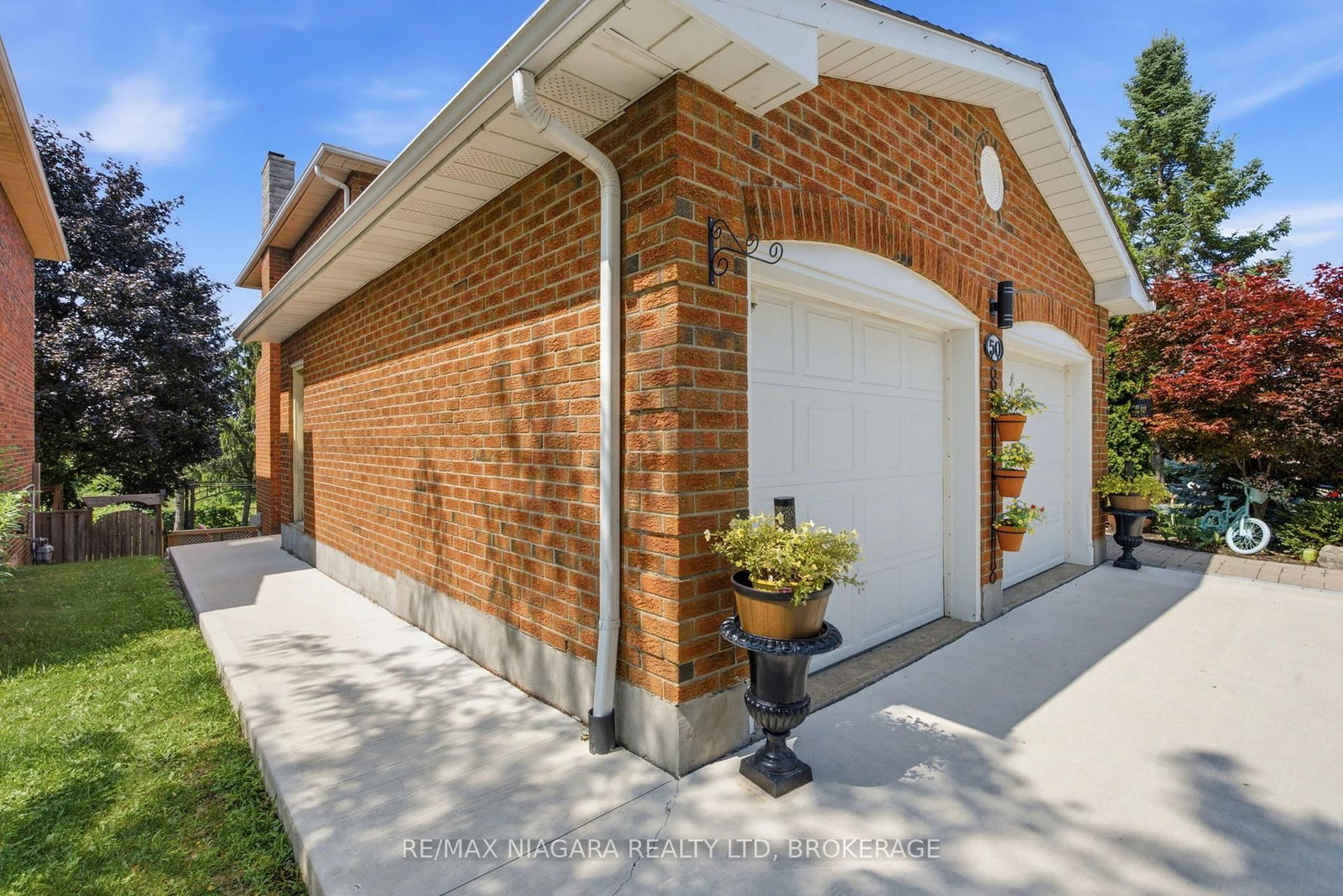 50 Barbican Trail • St. Catharines, ON photo 32