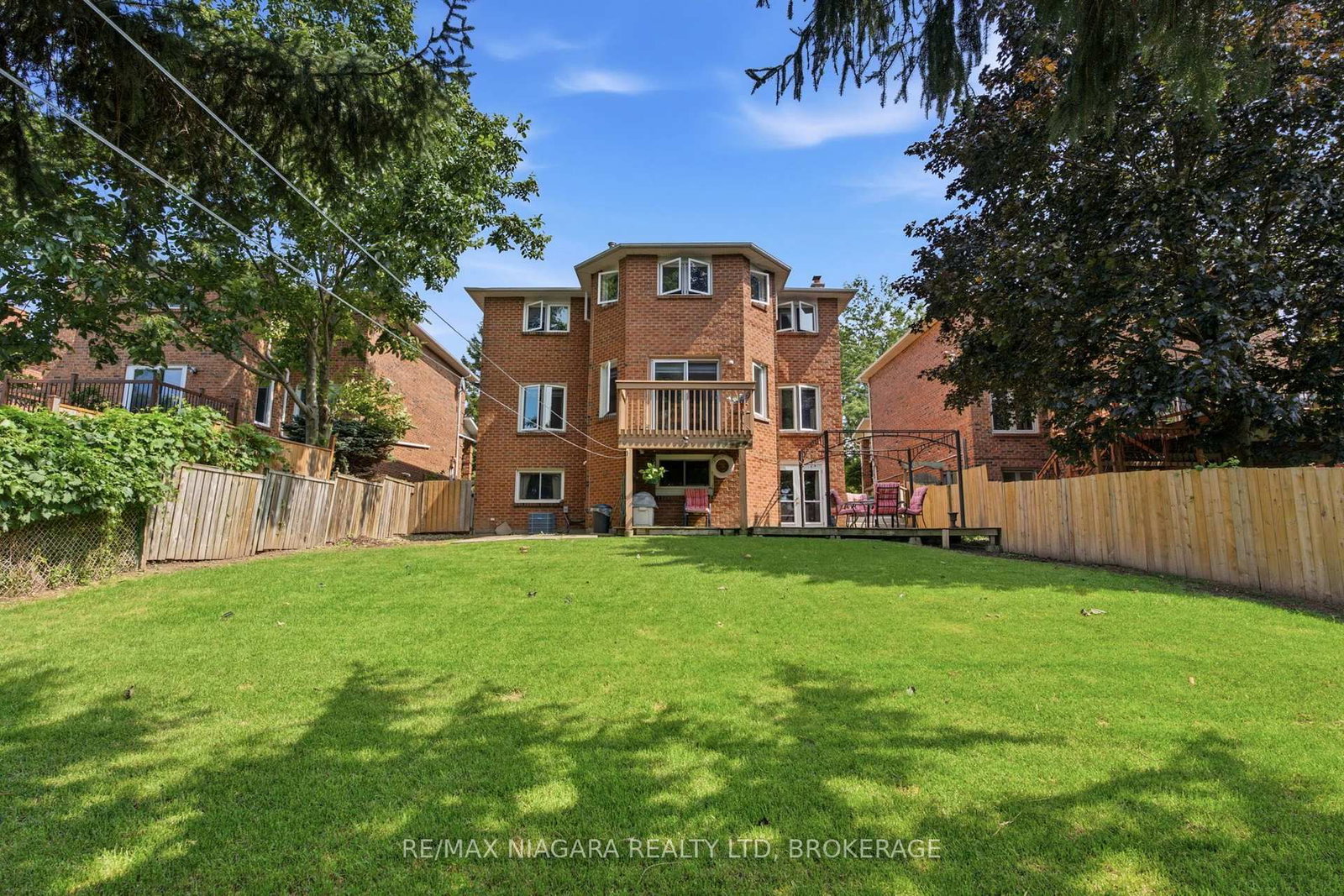 50 Barbican Trail • St. Catharines, ON photo 35