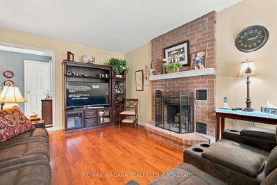 50 Barbican Trail • St. Catharines, ON photo 9