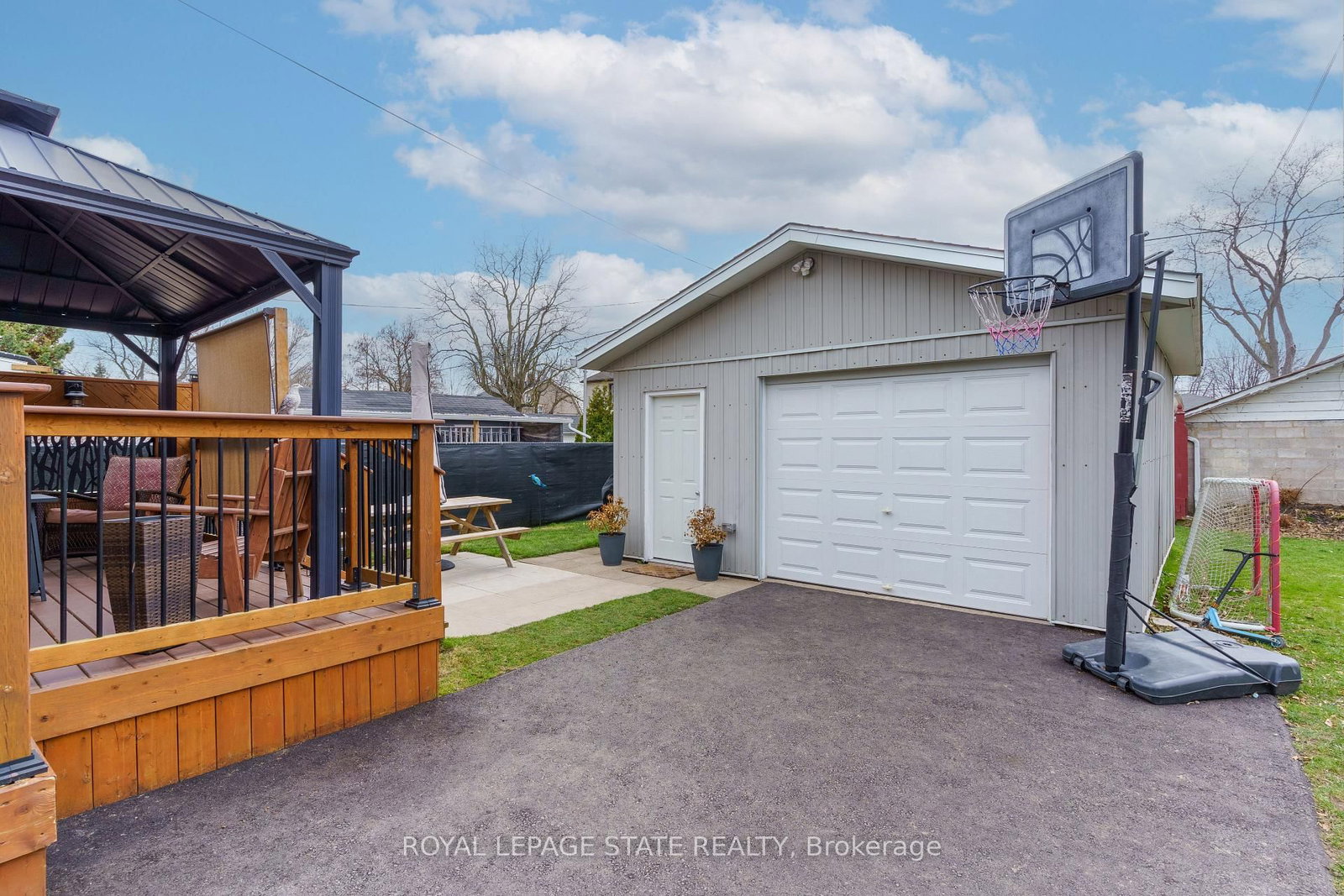 109 Wilton Avenue • Welland, ON photo 31