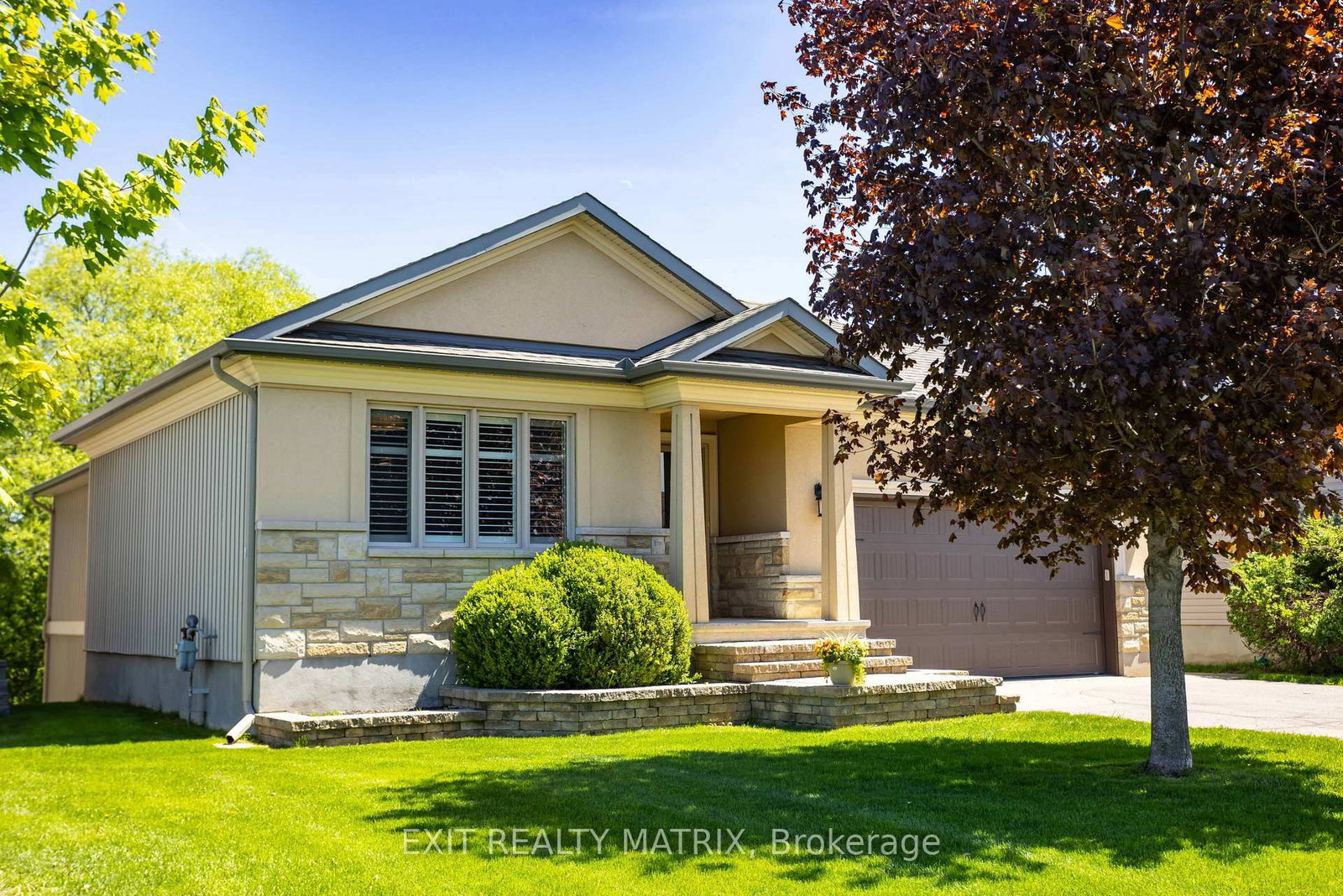 79 Radisson Drive • Russell, ON photo 1