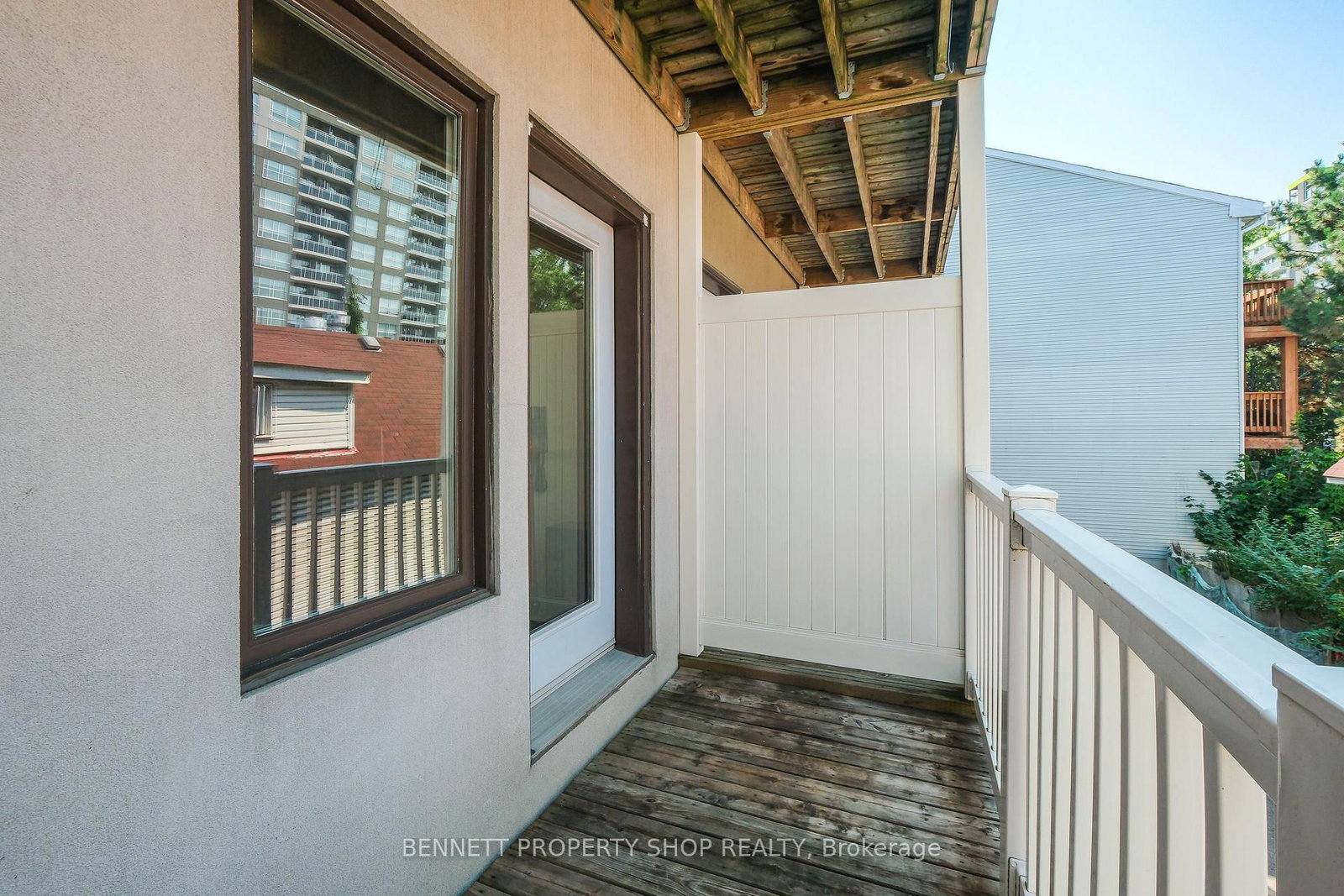 288 Cambridge Street N • Ottawa, ON photo 17