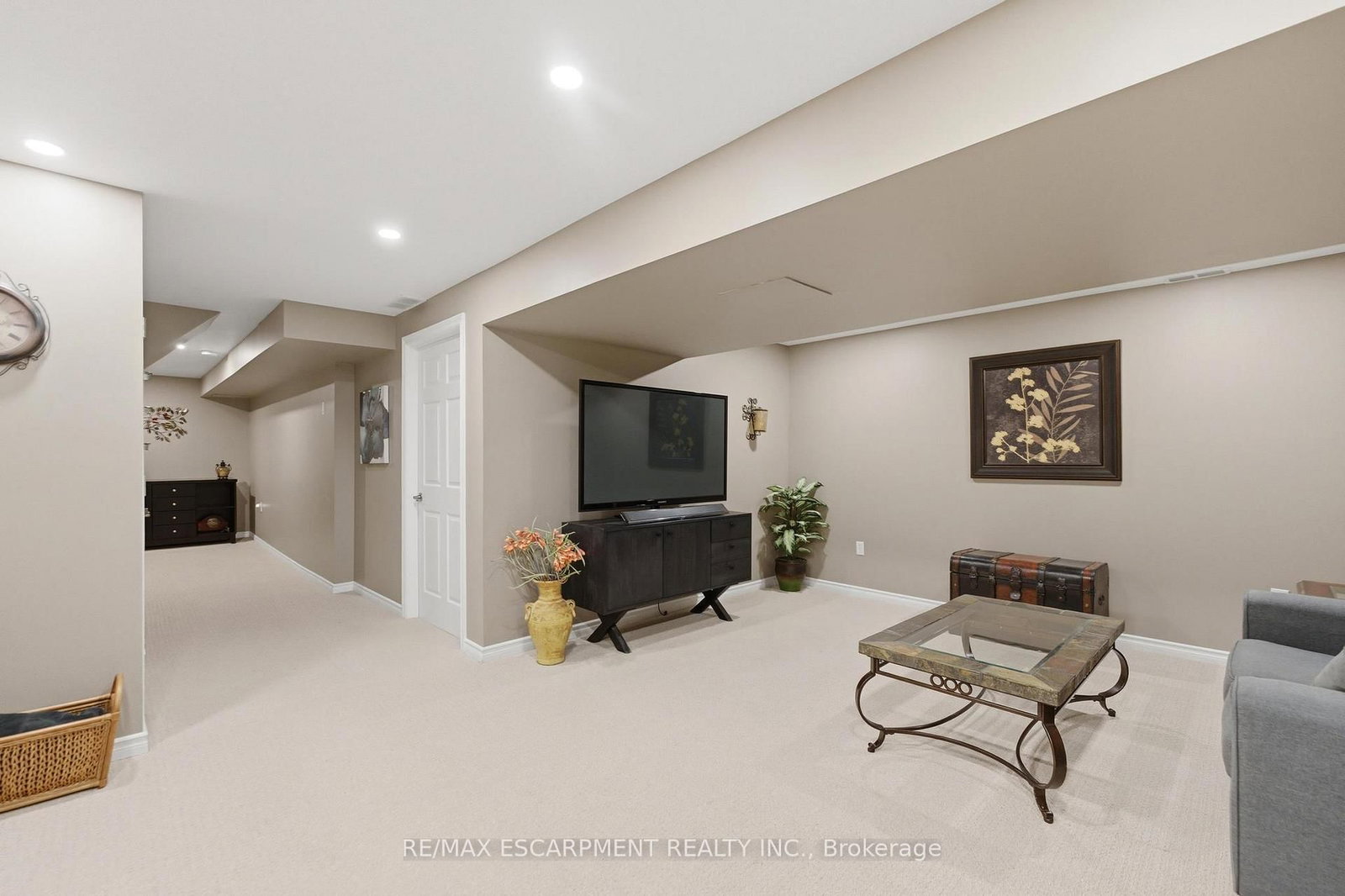 6 Chestnut Drive • #34 • Grimsby, ON photo 21