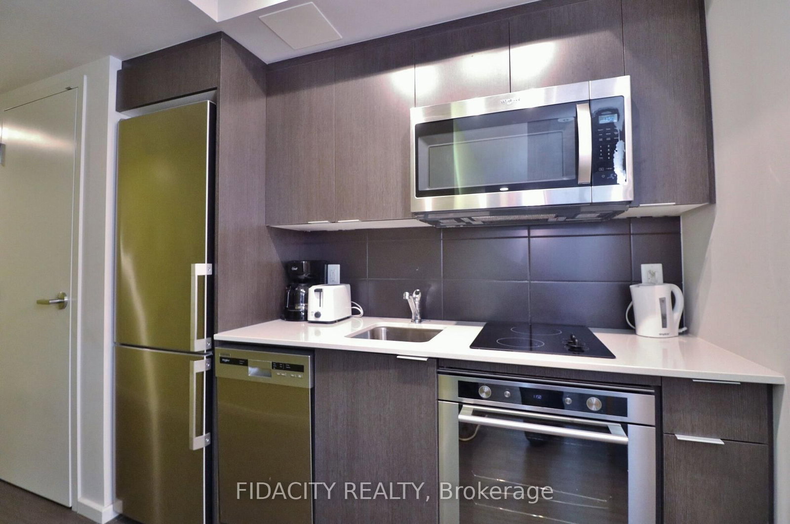 105 Champagne Avenue S • #1915 • Ottawa, ON photo 3
