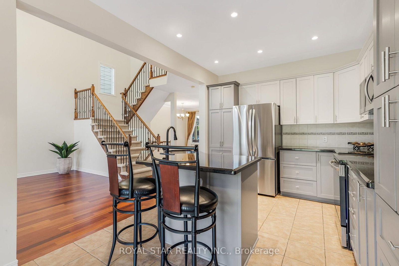 846 Feather Moss Way • Ottawa, ON photo 16